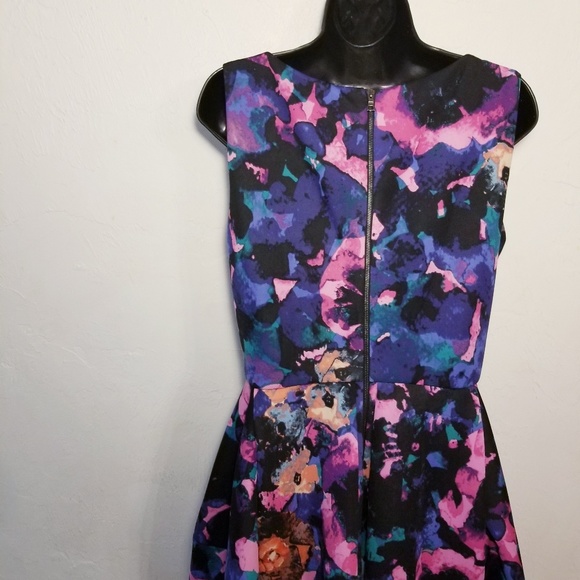 Just...Taylor Floral Dress Petite - Picture 2 of 7